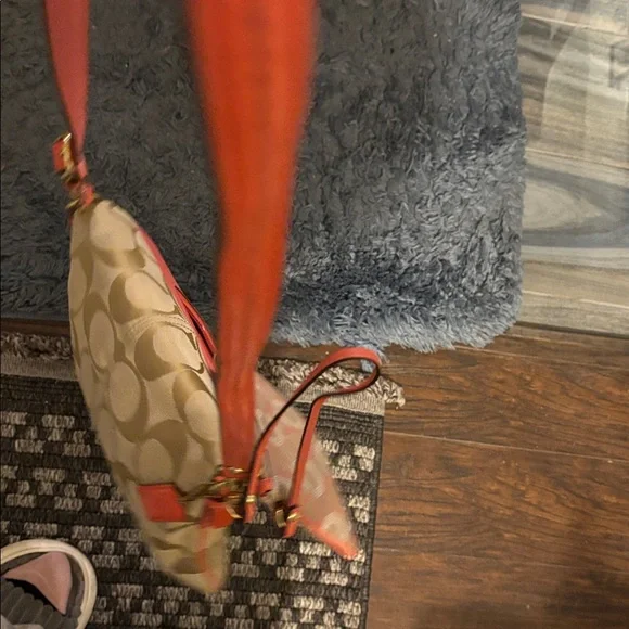 Stylish Gold and Pink Women's Bag/ Bundle of two - Picture 10 of 15